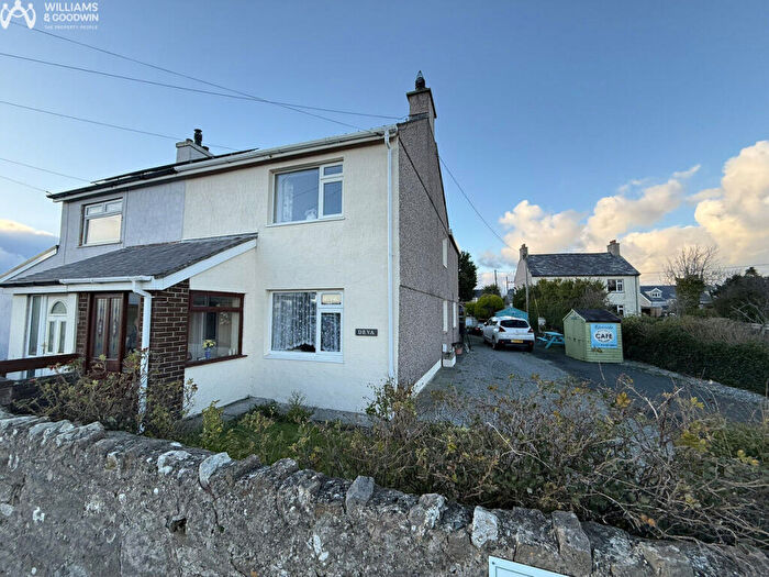 3 Bedroom Semi Detached House For Sale In Malltraeth, Bodorgan, LL62