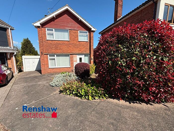 3 Bedroom Detached House For Sale In Oakham Way, Ilkeston, Derbyshire, DE7