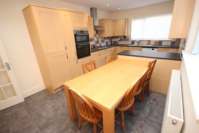 4 Bedroom Terraced House To Rent In Bagot Street, L15