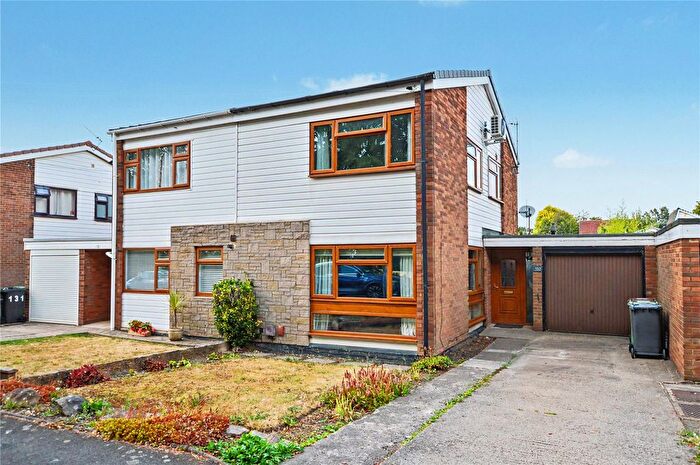 3 Bedroom Semi Detached House For Sale In Haigh Road, Rothwell, Leeds, LS26