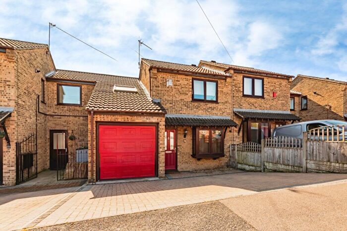 3 Bedroom Terraced House For Sale In Corsham Gardens, Nottingham, Nottinghamshire, NG3