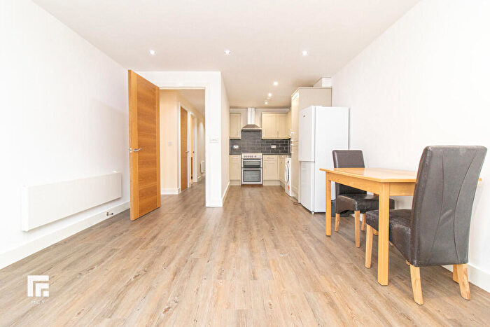 2 Bedroom Apartment To Rent In Pentyrch Court, Pentyrch Street, Cardiff, CF24