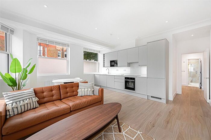 2 Bedroom Flat To Rent In Acton Lane, London, W4