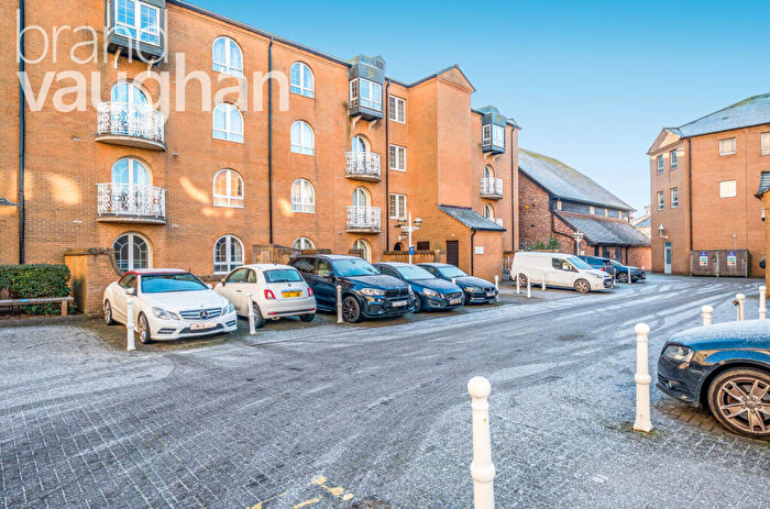 1 Bedroom Flat To Rent In Brighton Marina Village, Brighton, BN2