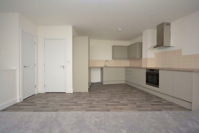 2 Bedroom Maisonette To Rent In Westcliff Hse, Sea Road, CT8