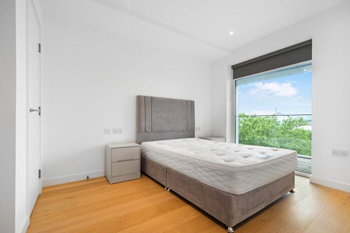 1 Bedroom Studio To Rent In Rodney Street, London, N1