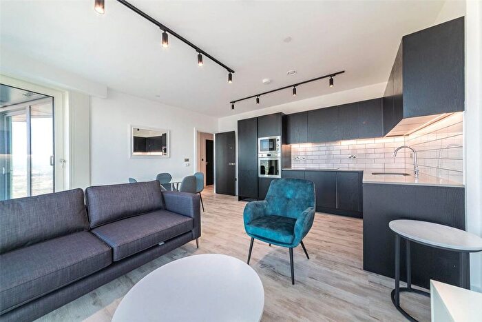 1 Bedroom Flat To Rent In Portal Way, North Acton, W3