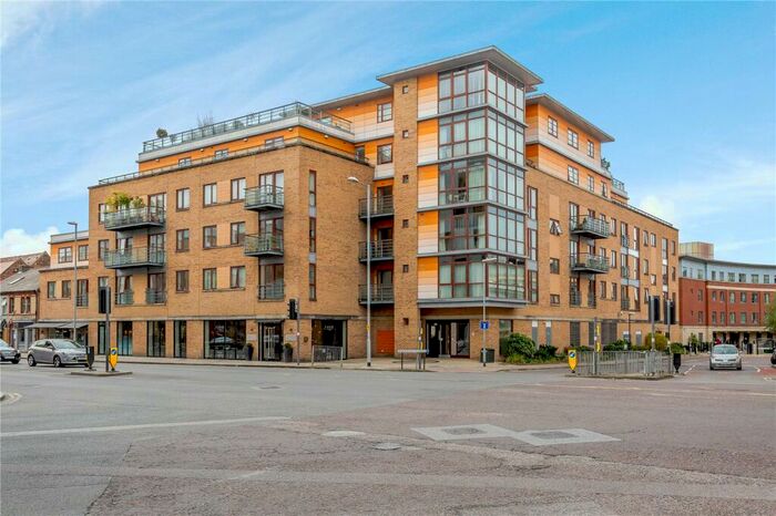 1 Bedroom Apartment To Rent In The Levels, Hills Road, Cambridge, CB2