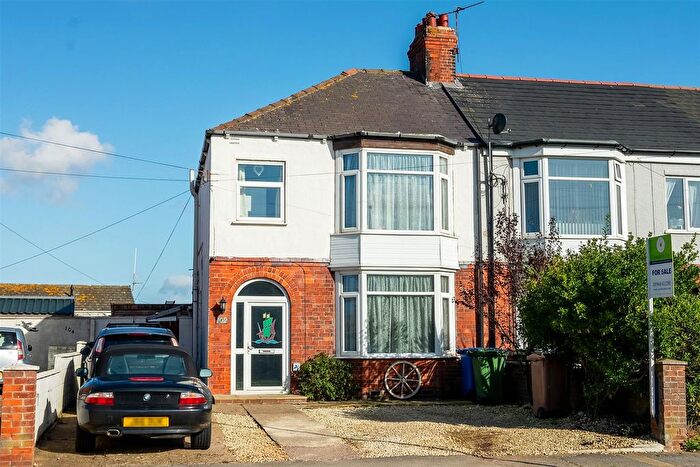 3 Bedroom End Of Terrace House For Sale In North Road, Withernsea, HU19