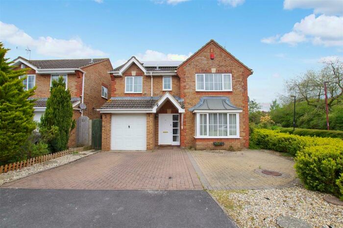 4 Bedroom Detached House To Rent In Greenwich Close, Abbeymeads, Swindon, SN25