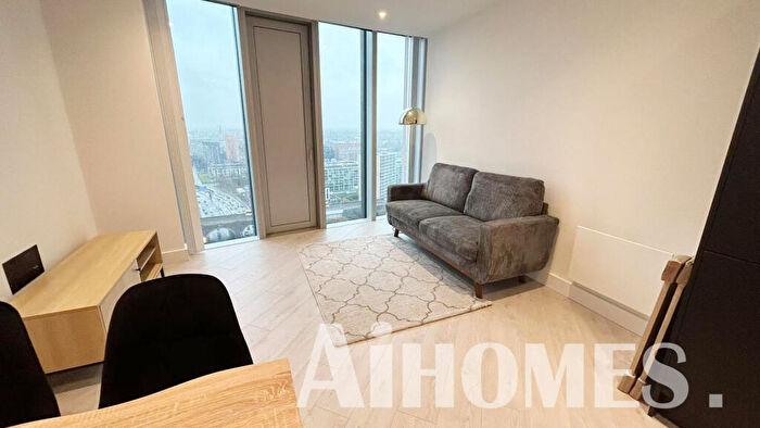 1 Bedroom Flat To Rent In Vrg, Vista River Tower, Trinity Way, Manchester, M3