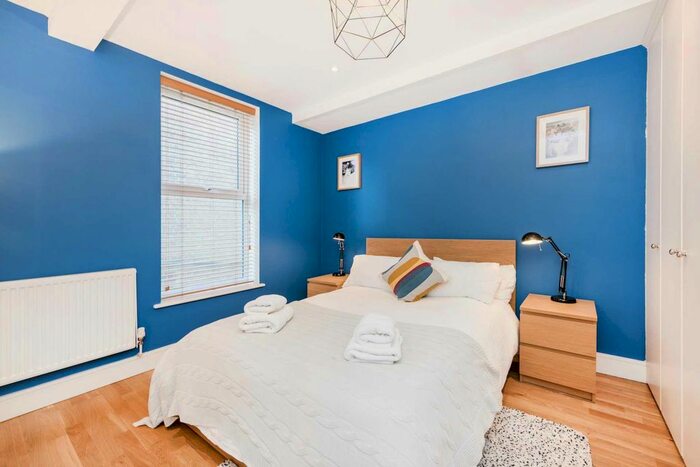 2 Bedroom Flat To Rent In Fortess Road, Kentish Town, NW5