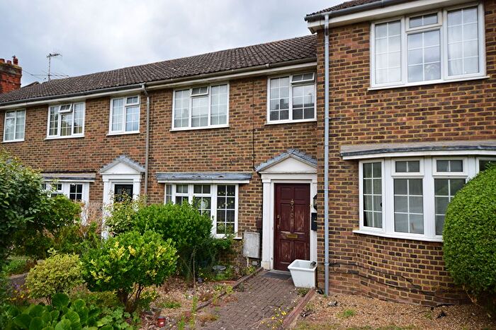 3 Bedroom Terraced House To Rent In Epsom Road, Guildford, GU1