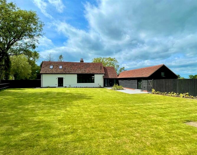 4 Bedroom Detached House For Sale In Chelmsford Road, High Ongar, Ongar, CM5