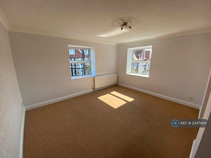 1 Bedroom Flat To Rent In Boscombe Spa Road, Bournemouth, BH5