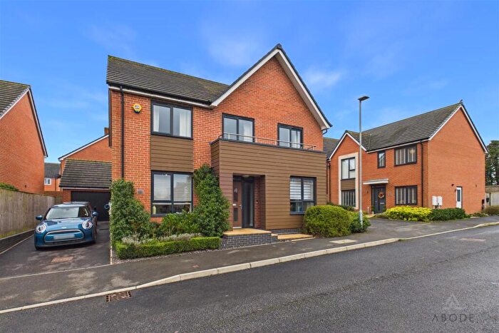 4 Bedroom Detached House For Sale In Fraser Drive, Uttoxeter, Staffordshire, ST14