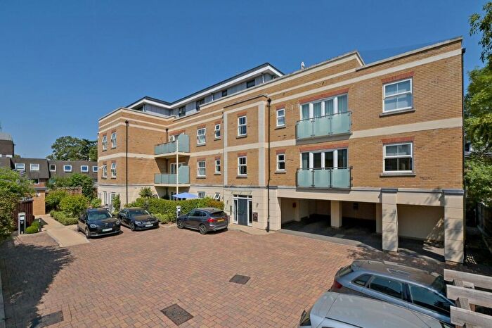 2 Bedroom Apartment To Rent In St. Marks Road, Windsor, Berkshire, SL4