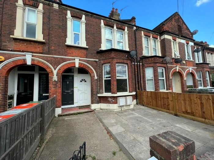 2 Bedroom Maisonette To Rent In Dames Road, E7