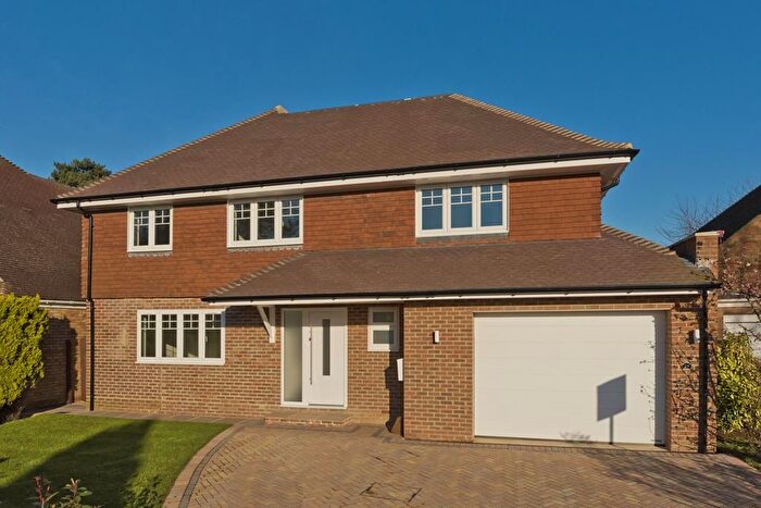 5 Bedroom Detached House To Rent In Ferndown Gardens, Cobham, KT11