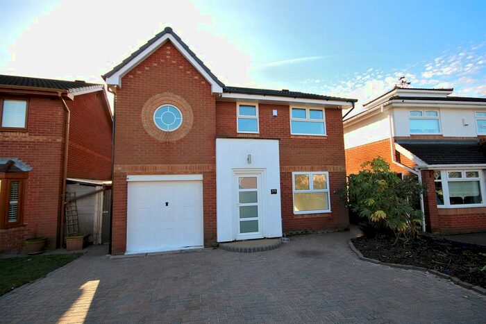 4 Bedroom Detached House To Rent In Cottonwood, Liverpool, L17