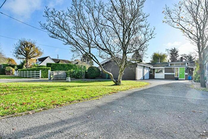 4 Bedroom Detached Bungalow For Sale In Hook End Road, Hook End, Brentwood, CM15