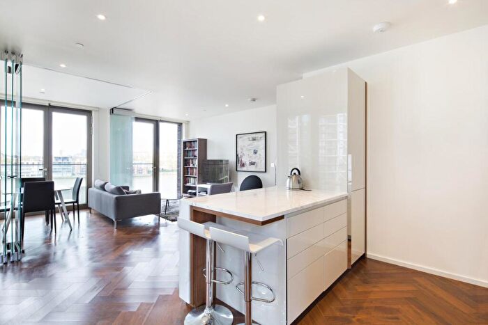 1 Bedroom Apartment For Sale In Capital Building, Embassy Gardens, London, SW11