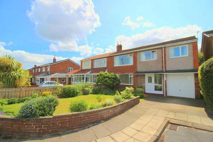 4 Bedroom Semi-Detached House To Rent In Langley Road, Newton Hall, Durham, DH1