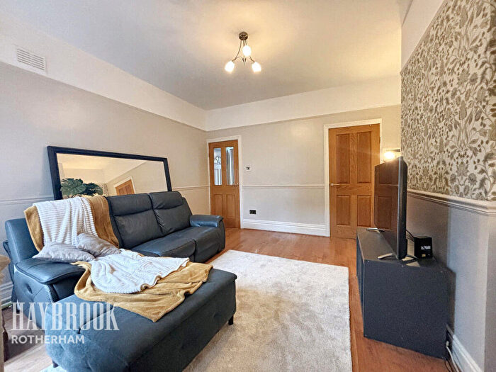 4 Bedroom Semi Detached House For Sale In Albany Street, Clifton, S65