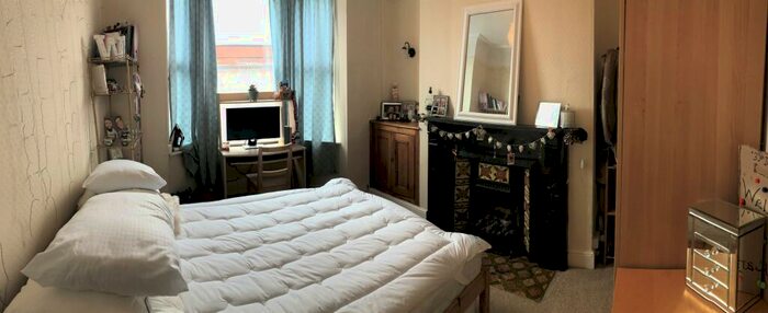 1 Bedroom House To Rent In Oxford Gardens, ST16