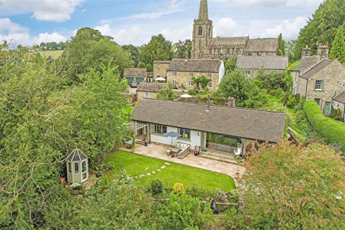 3 Bedroom House For Sale In Church Bank, Hathersage, Hope Valley, S32