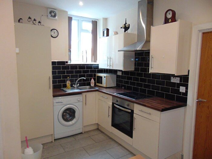 1 Bedroom Apartment To Rent In St Marys Road, SO14