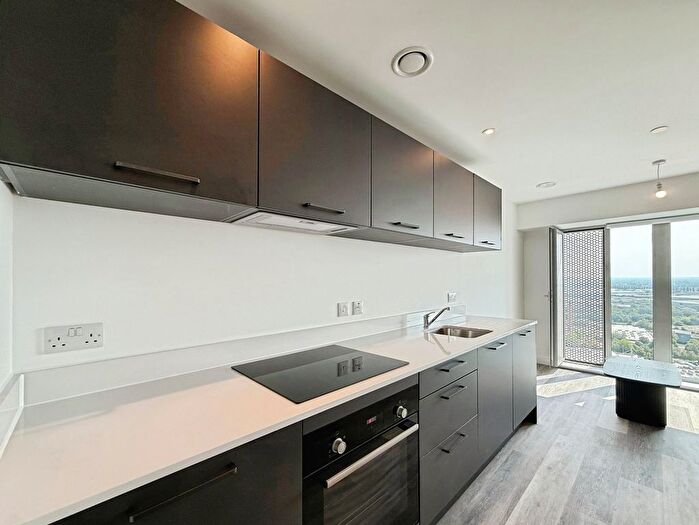 1 Bedroom Flat To Rent In Vicarage Grove, Eccles, Manchester, Salford, M30
