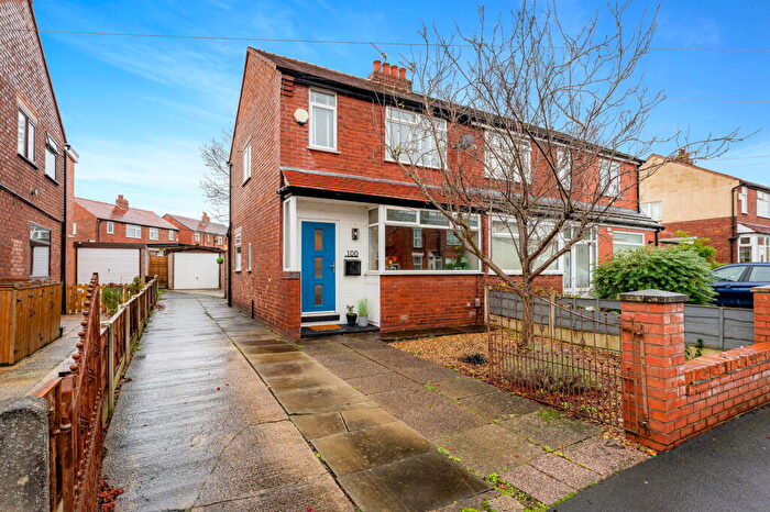 2 Bedroom Semi Detached House For Sale In Greg Street, South Reddish, Stockport, SK5