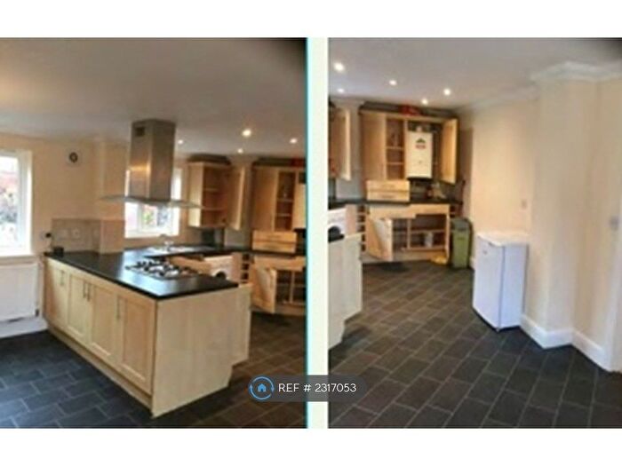 4 Bedroom Semi-Detached House To Rent In Kirkwood Grove, Medbourne, Milton Keynes, MK5