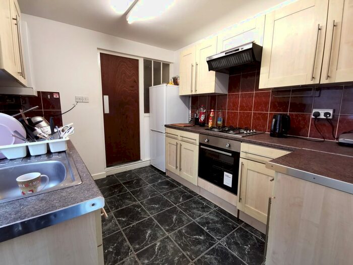 4 Bedroom Property To Rent In Coburn Street, Cathays, Cardiff, CF24