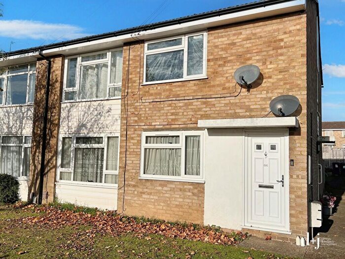 2 Bedroom Maisonette To Rent In Halsey Drive, Hitchin, SG4