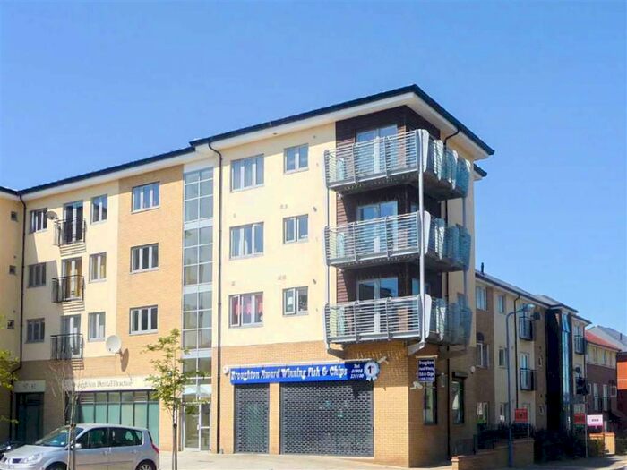 2 Bedroom Flat To Rent In Tanfield Lane, Broughton, Milton Keynes, Bucks, MK10