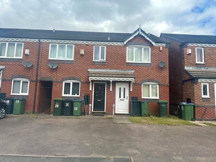 3 Bedroom Terraced House To Rent In Worsey Drive, DY4