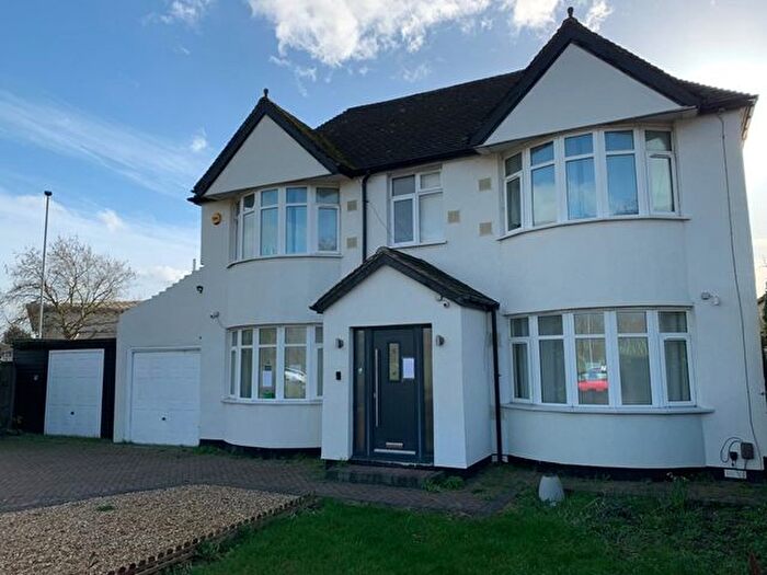4 Bedroom Detached House To Rent In Double Bedroom House, Company Let, MK42