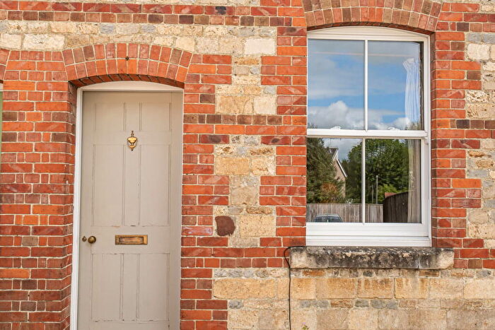 3 Bedroom Terraced House For Sale In Chapel Street, Warminster, BA12