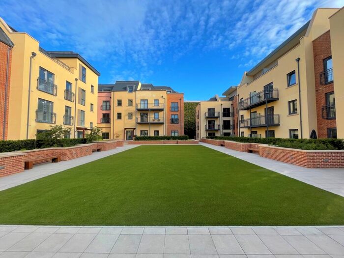 1 Bedroom Apartment To Rent In Maiden Court, Nightingale Walk, Farnham, Surrey, GU9