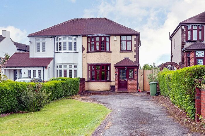 3 Bedroom Semi-Detached House For Sale In Drury Lane, Coal Aston, S18