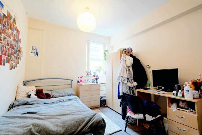 3 Bedroom Flat To Rent In Peveril Street, Nottingham, NG7