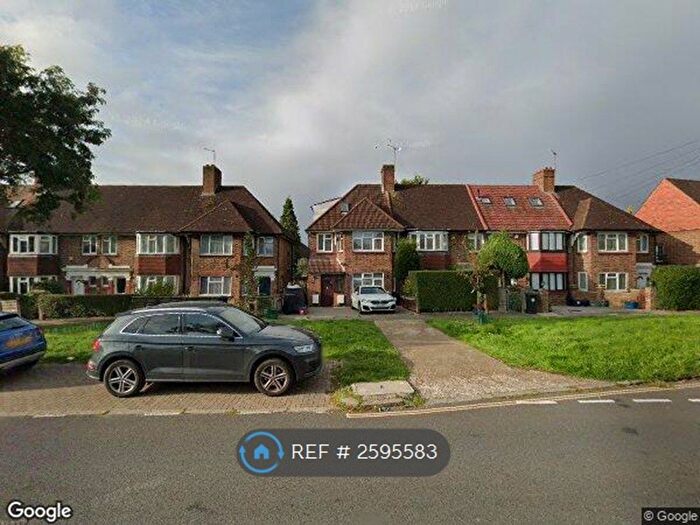 4 Bedroom End Of Terrace House To Rent In Syon Lane, Isleworth, TW7