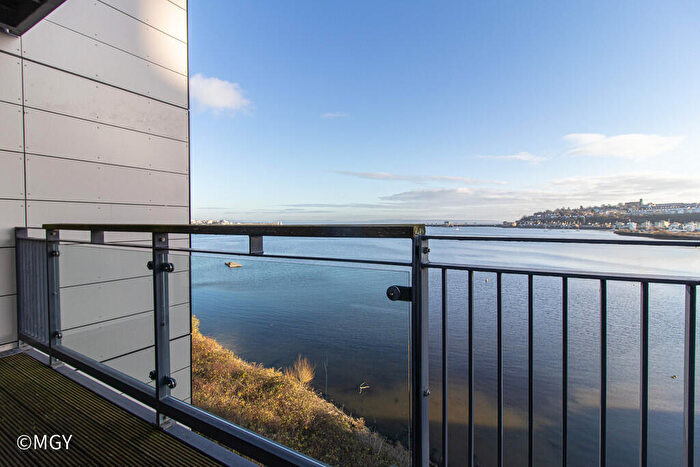 2 Bedroom Apartment To Rent In Breakwater House, Prospect Place, Cardiff Bay, CF11