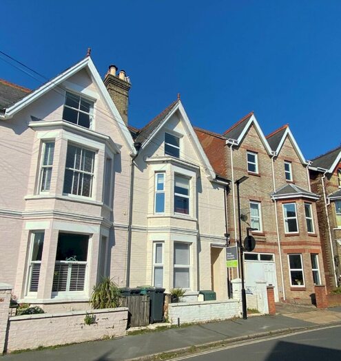 1 Bedroom Flat To Rent In Beckford Road, Cowes, PO31