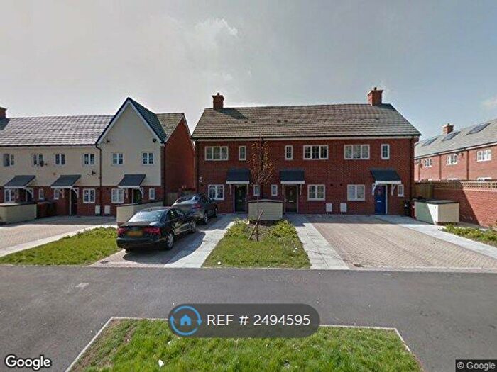 3 Bedroom End Of Terrace House To Rent In Wentworth Avenue, Slough, SL2