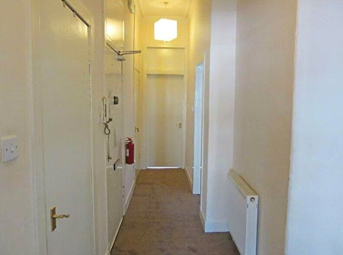 3 Bedroom Flat To Rent In Marchmont Road, Edinburgh, Midlothian, EH9