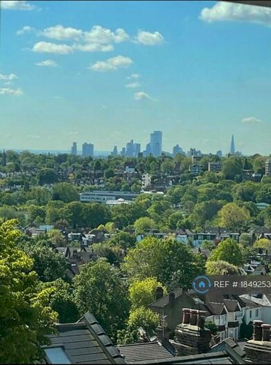 2 Bedroom Flat To Rent In Risborough Close, London, N10