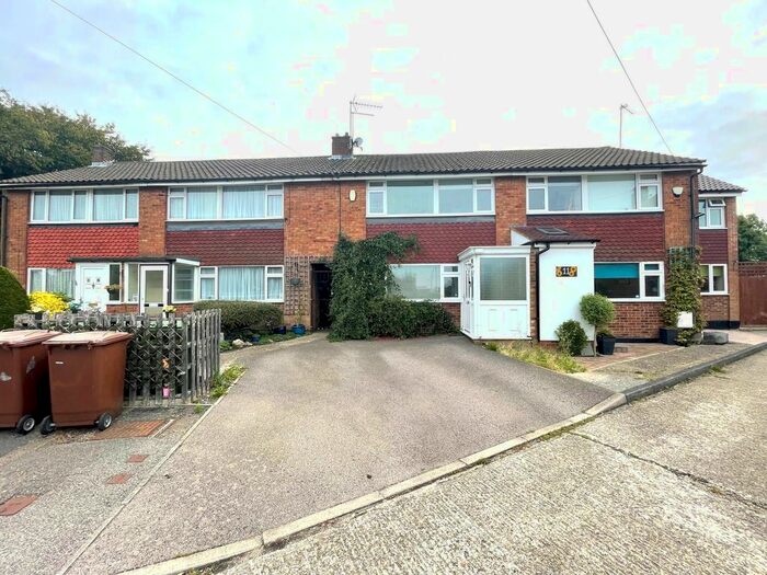 3 Bedroom Terraced House To Rent In Otways Close, Potters Bar, EN6